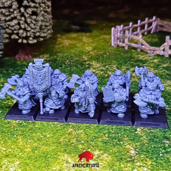 Apache Studio - Seigneurs nains - 10 Gardes royaux nains