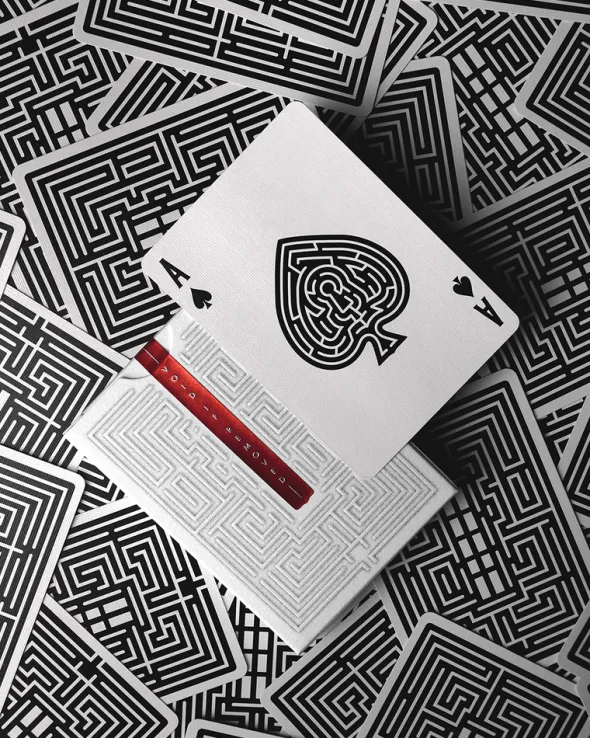 Cartes à jouer Art of Play - Overlook: Maze Back