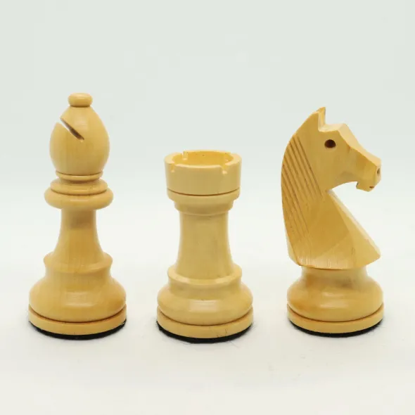 Pièces d'échec T5