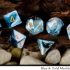 Set de dés marbrés bleu et or